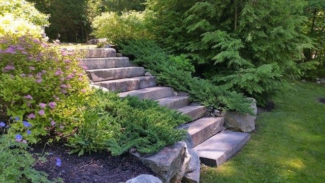Wolfboro NH Stairs built into a retaining wall
